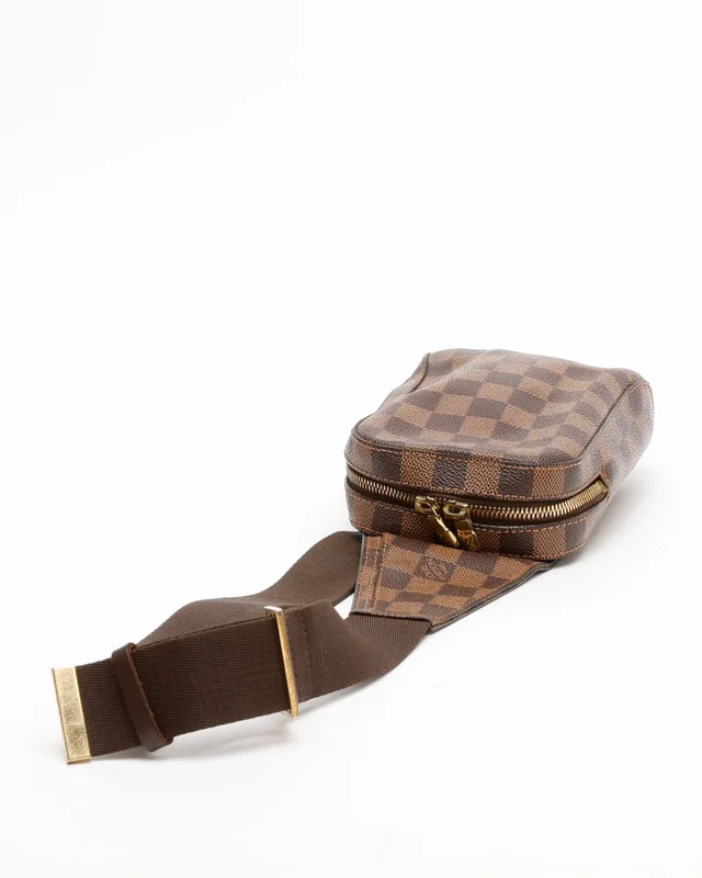 Louis Vuitton Damier Geronimo Sling Bag in Coated canvas from A Retro Tale, photo 8 of 10