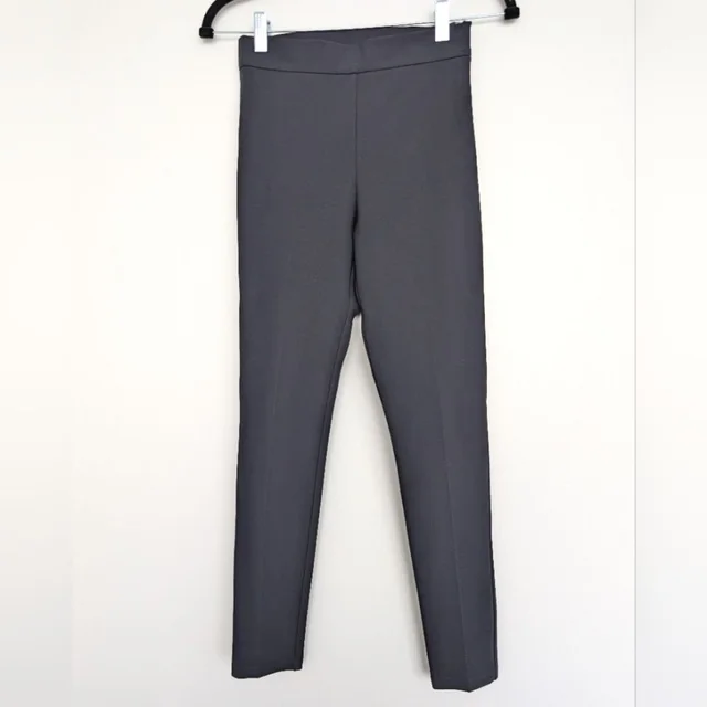 Max Mara Women's Tapered Dress Pants Side Zip Sz Italian 38 Us S Quiet Luxury in black from Poshmark