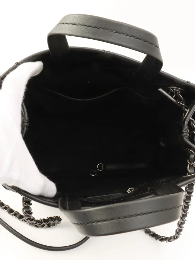 Chanel Wild Stitch 2-way Tote Bag, Black, manufactured around 2015 in Black Leather from VINTAGE QOO TOKYO, photo 5 of 12