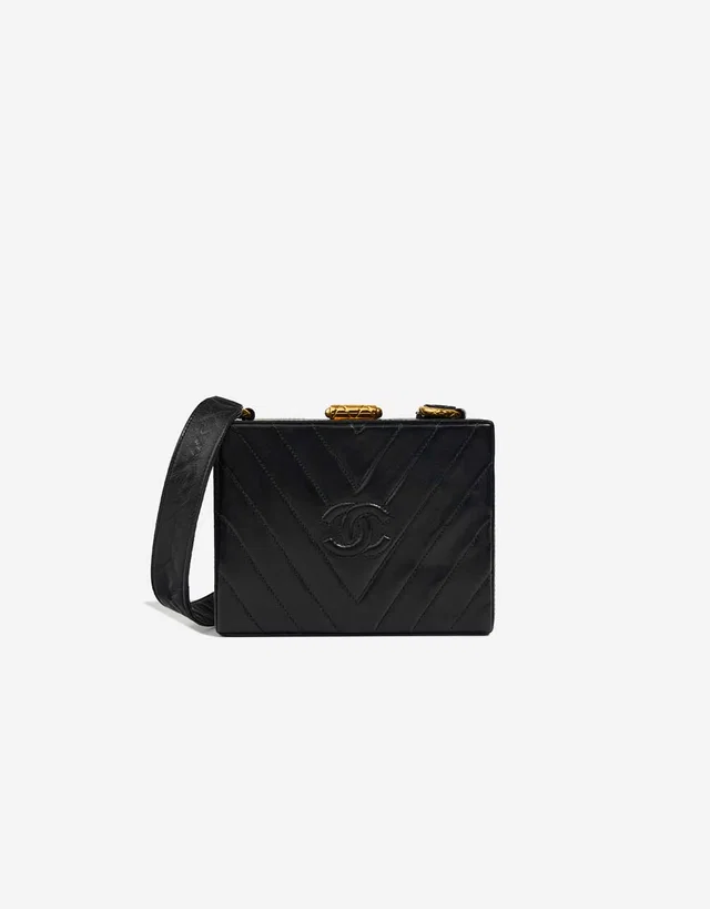 Chanel Vanity Small Lamb Black in Black Lambskin from SACLÀB