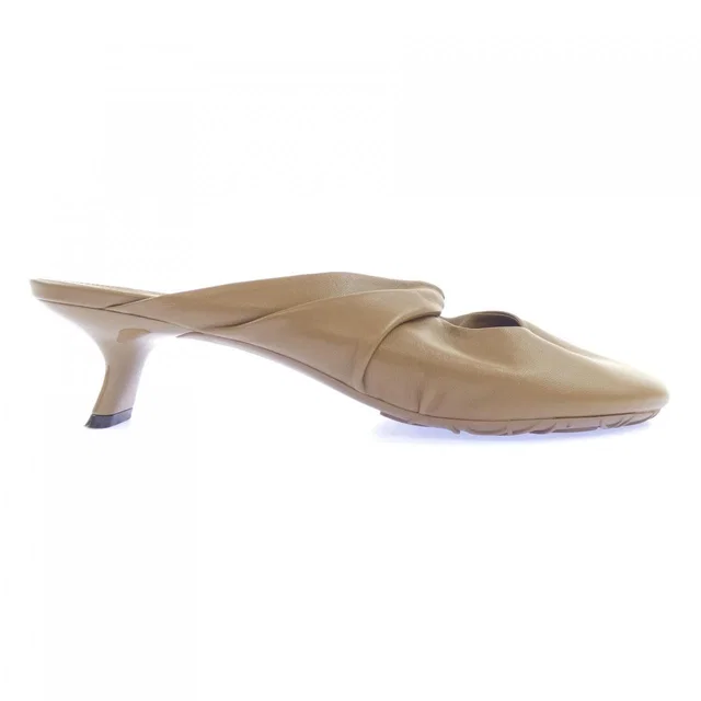 Loewe Sandals Brown in Brown from The Reluxe