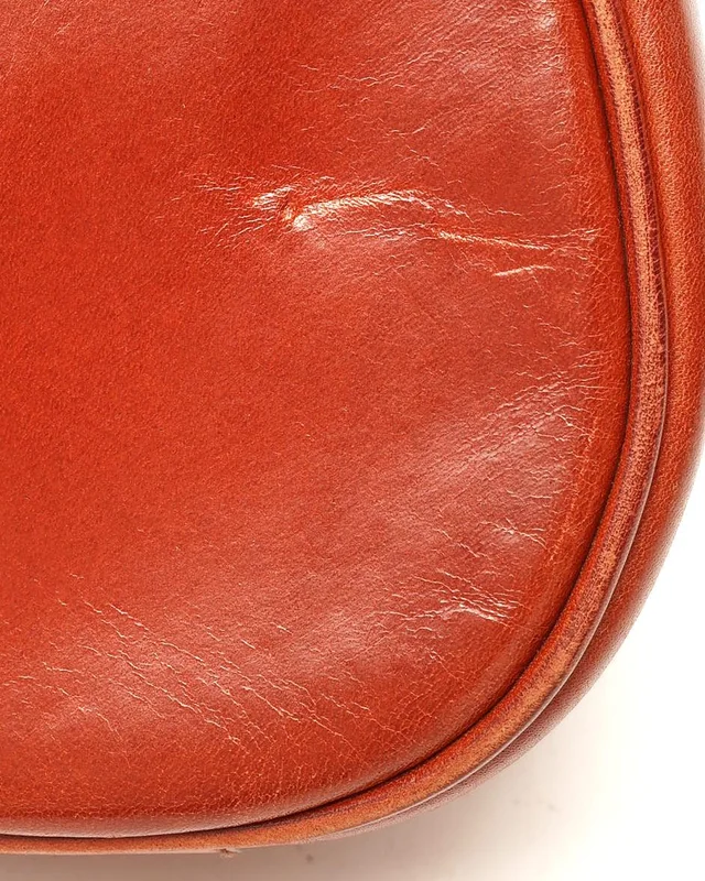 Prada Vitello England Saddle Shoulder Bag in Leather from A Retro Tale, photo 6 of 8