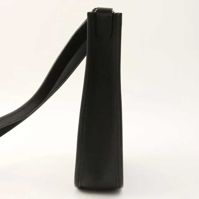 Hermès 2004 Evelyn TPM Black in Black Epsom leather from VINTAGE QOO TOKYO, photo 3 of 9