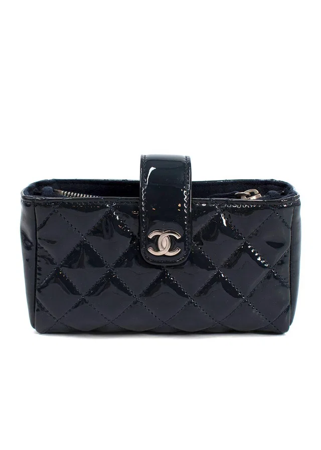 Chanel Midnight Blue Patent Leather Pouch in Navy Patent leather from HEWI