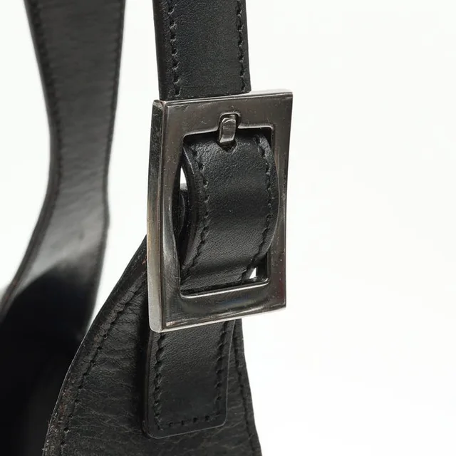 Gucci GG Jackie Shoulder Bag in Canvas from A Retro Tale, photo 7 of 13