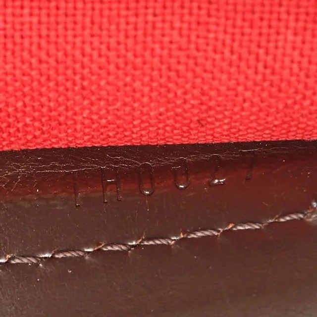 Louis Vuitton Damier Chelsea Tote Bag in Canvas from A Retro Tale, photo 11 of 12