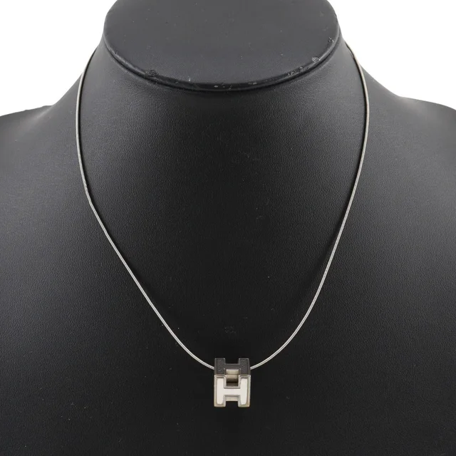 Hermès Caged d'H Necklace Silver in Silver Enamel from LuxUness, photo 2 of 8