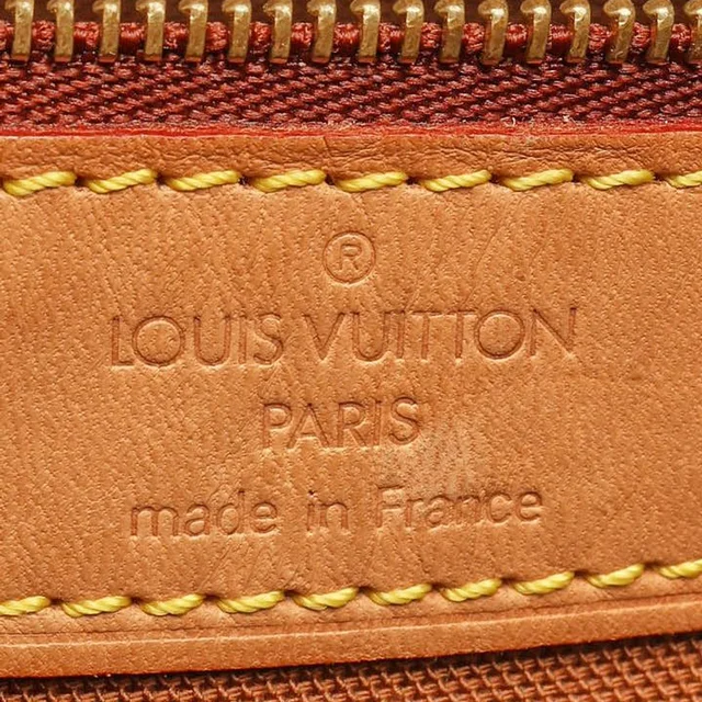Louis Vuitton Monogram Cabas Mezzo Bag in Coated canvas from A Retro Tale, photo 7 of 10