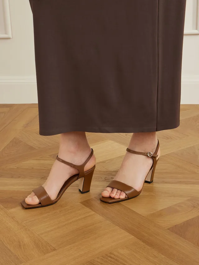 AEYDE Imogen leather sandals in Brown, photo 2 of 2 from NET-A-PORTER (Canada)