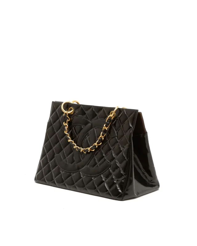 Chanel CC Patent Chain Tote Bag in Patent leather from A Retro Tale, photo 2 of 8
