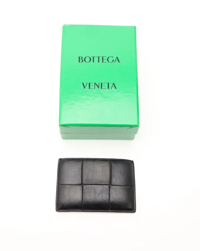 Bottega Veneta Cassette Card Holder in Woven leather from A Retro Tale, photo 2 of 5