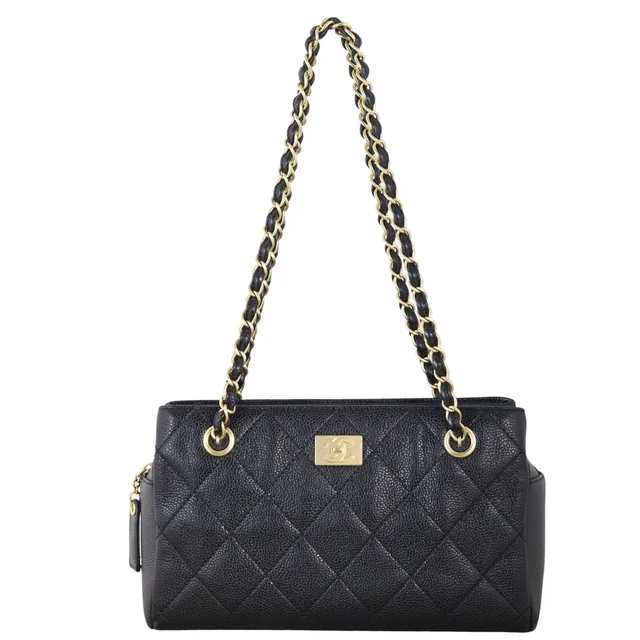 Chanel CC Zip Shoulder Bag from Luxe.It.Fwd