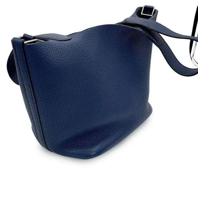 Hermès Picotin Lock Blue Saphir Taurillon Clemence Size PM in Blue Clemence leather from GALLERY RARE, photo 14 of 17