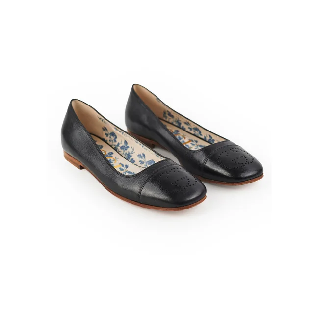 Gucci Ballet Flat in Black Leather from The Purse Affair