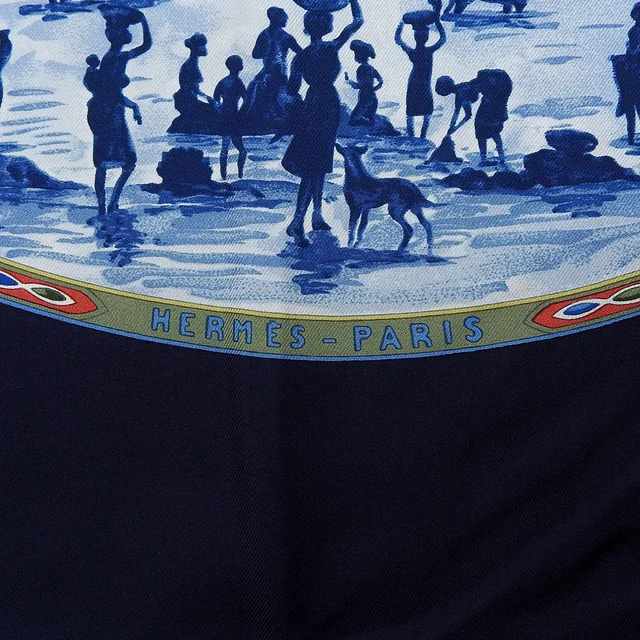 Hermès Carré 90 Cavaliers Peuls Pattern Scarf Navy/Multi in Navy Silk from VINTAGE QOO TOKYO, photo 5 of 10