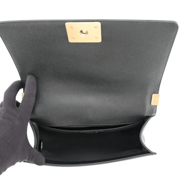 Boy Chanel BlackA67086 Caviar Leather Size 25 in Caviar leather from GALLERY RARE, photo 6 of 14