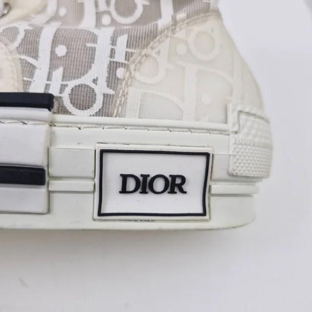 Dior Italian made beige patterned lace-up trainers Size 5 in Ivory Canvas from Oxfam Online Shop, photo 7 of 8