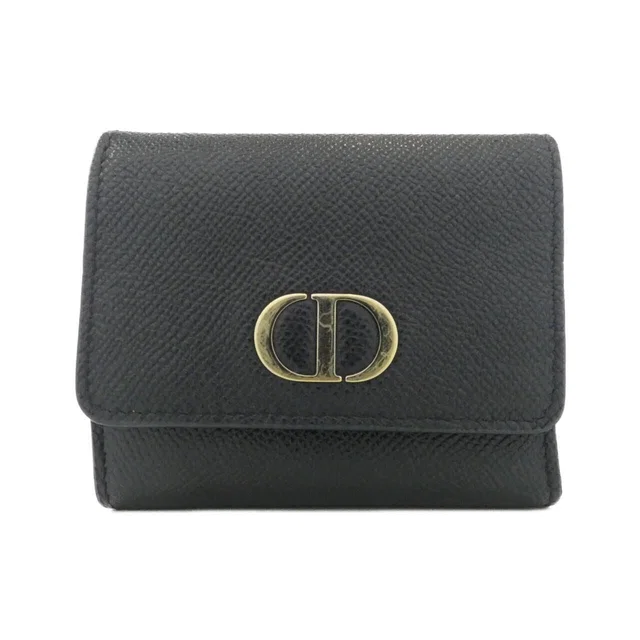 Dior 30 Montaigne Wallet from The Reluxe