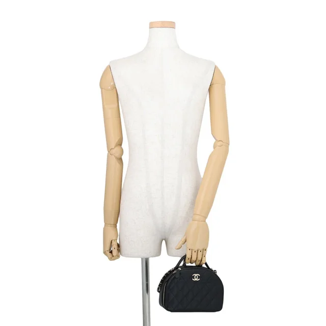 Chanel Matelasse ChainClutch Back BlackAP4438 Caviar Leather in Caviar leather from GALLERY RARE, photo 4 of 15