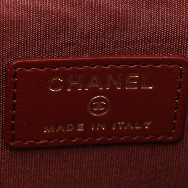 Chanel Quilted Mini Perfect Fit Vanity Case in Black Calfskin from FASHIONPHILE, photo 6 of 11