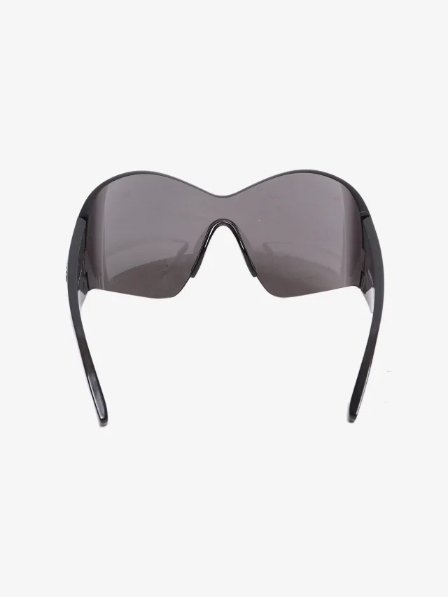 Balenciaga Black butterfly mask sunglasses in Black from Sign of the Times, photo 3 of 6