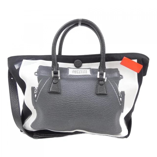 【クーポン対象商品】メゾンマルジェラ Maison Margiela BAG in Black type P6436 from KOMEHYO