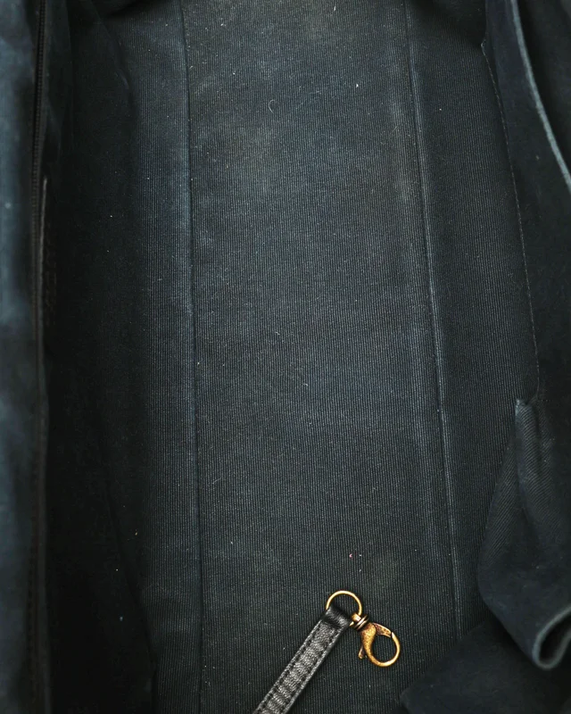 Chanel 2.55 Reissue Glazed Tote Bag in Leather from A Retro Tale, photo 9 of 12