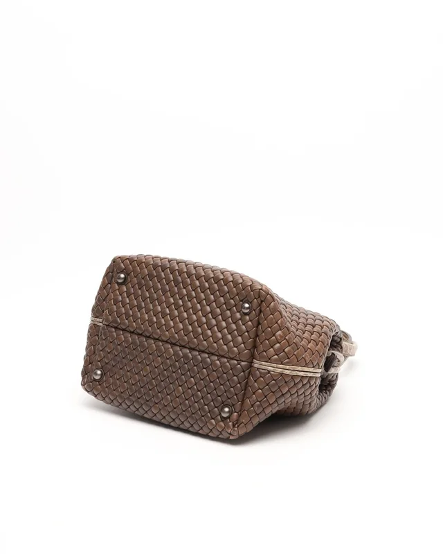 Bottega Veneta Intrecciato Top Handle Bag in Woven leather from A Retro Tale, photo 4 of 12