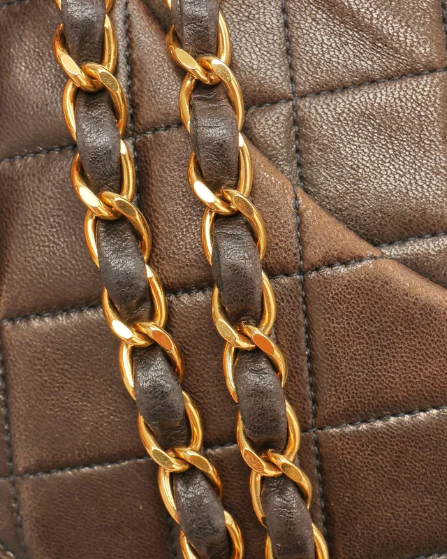 Chanel Classic Medium Double Flap Bag in Leather from A Retro Tale, photo 7 of 12