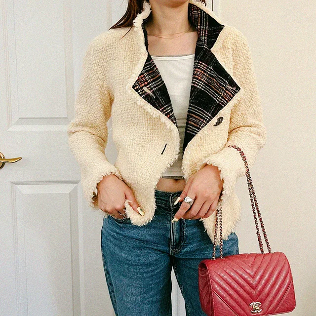 Chanel 2013 Tweed Gripoix Button Jacket #34 Ivory in White Tweed from VINTAGE QOO TOKYO