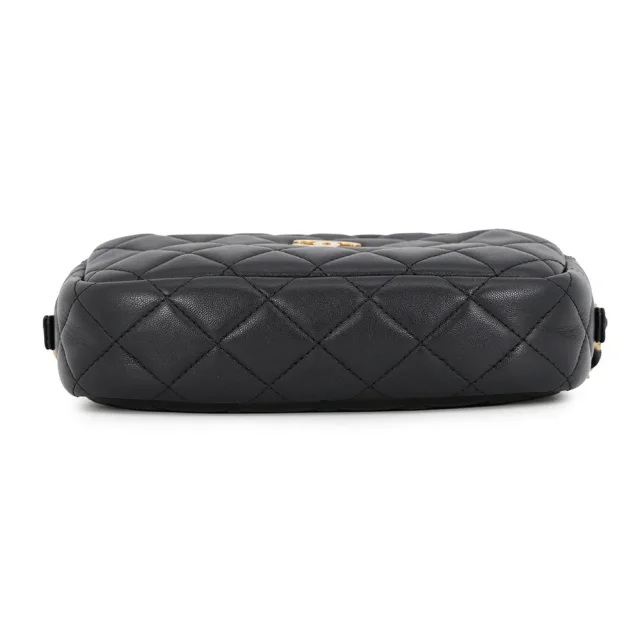 Chanel Matelasse ChainShoulder Bag BlackA91796 Lambskin Size 18 in Lambskin from GALLERY RARE, photo 3 of 15
