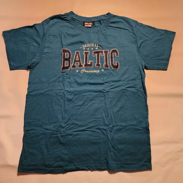 Baltic Shirt Women's Xxl Blue Top Short Sleeve Round Neck Tee Shirt in blue from Poshmark