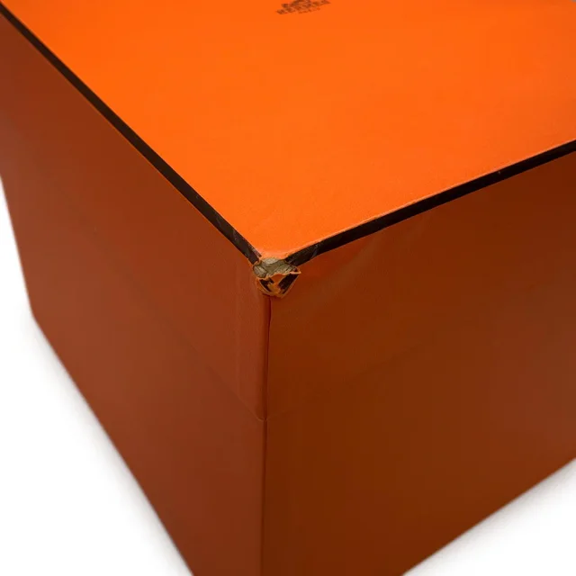 Hermès Picotin Lock Beige Marfa Taurillon Size PM in Beige from GALLERY RARE, photo 11 of 13
