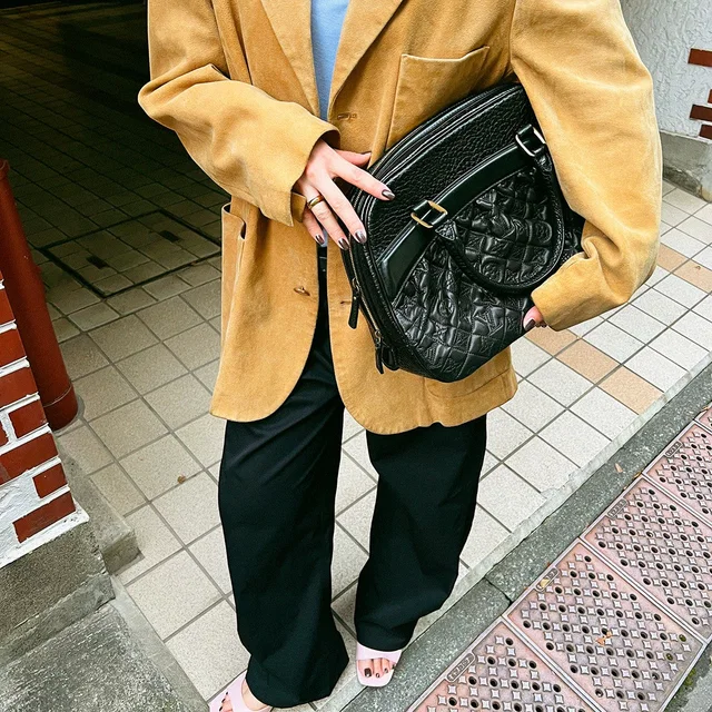 Louis Vuitton 2005 Monogram Mitzi Noir in Black Leather from VINTAGE QOO TOKYO
