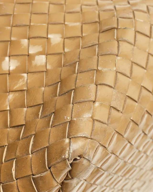 Bottega Veneta Patent Intrecciato Cabat GM Tote Bag in Patent leather from A Retro Tale, photo 8 of 11