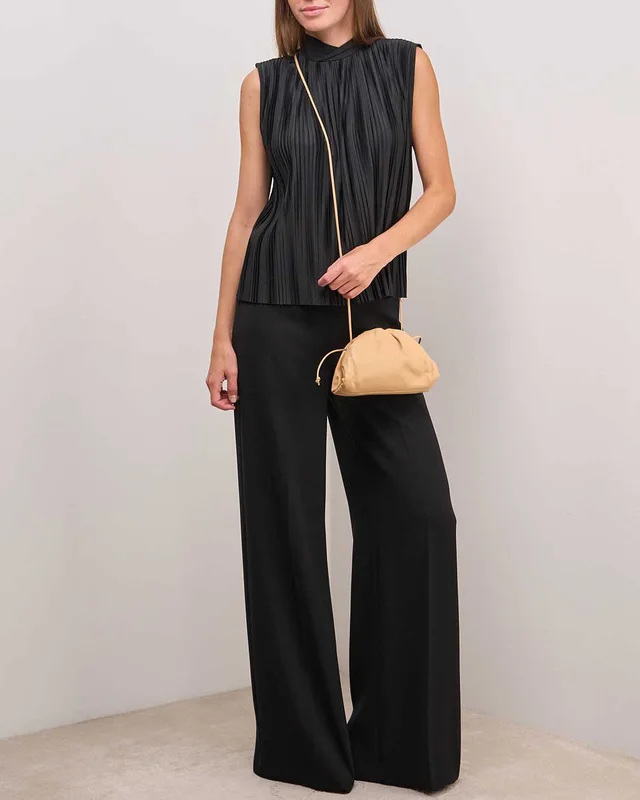 Bottega Veneta Pouch Mini Lamb Beige in Beige Lambskin from SACLÀB, photo 2 of 8
