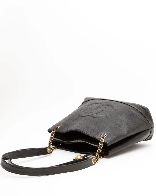Chanel CC Caviar Chain Bag in Caviar leather from A Retro Tale, photo 5 of 14