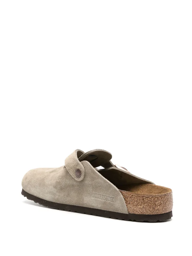 Birkenstock Boston buckle-fastening slides in Neutrals, photo 3 of 4 from FARFETCH