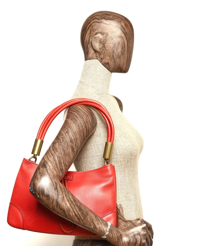Gucci Leather Hobo Bag in Leather from A Retro Tale, photo 9 of 10