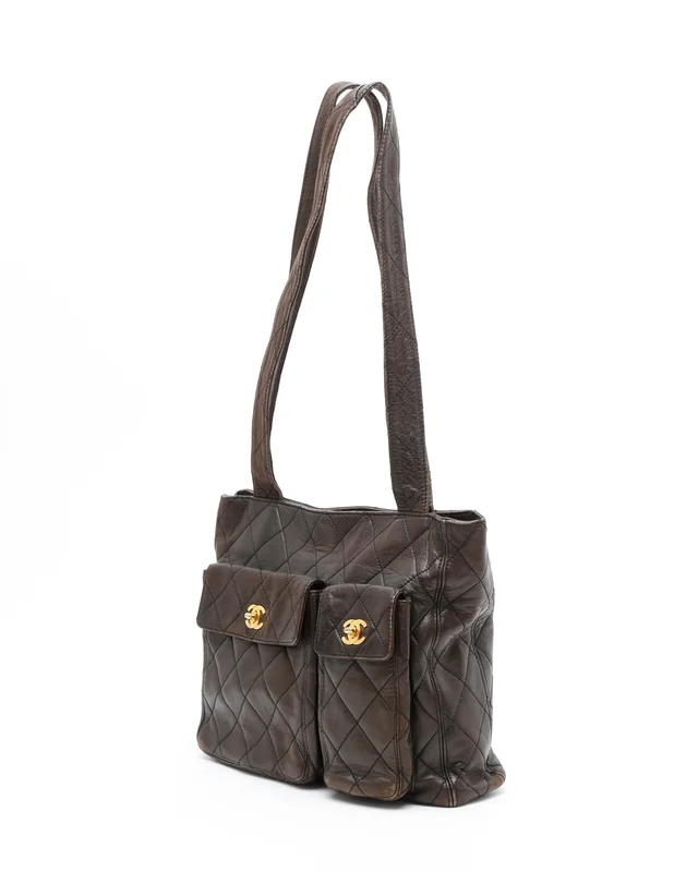 Chanel CC Vintage Tote Bag in Leather from A Retro Tale, photo 2 of 12