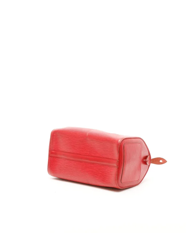 Louis Vuitton Epi Speedy 25 Bag in Leather from A Retro Tale, photo 5 of 12