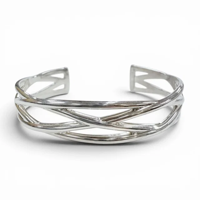 Tiffany & Co. 925 Celtic Bangle in Silver Sterling Silver 925 (Ag925) from LuxUness