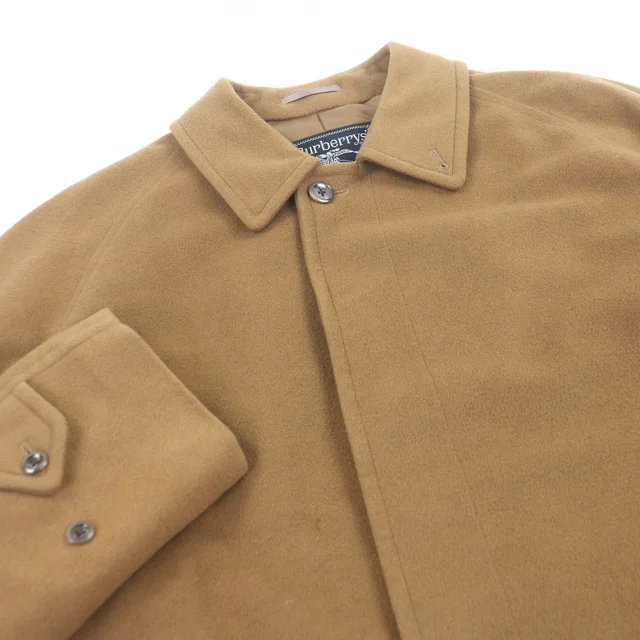 Burberry Burberrys Wool Cashmere Coat in Cashmere from LuxUness, photo 2 of 2