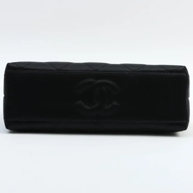 Chanel Circa 1995 Silk Satin CC Mark Kiss-Lock Chain Shoulder Bag, Black in Black Satin from VINTAGE QOO TOKYO, photo 10 of 12