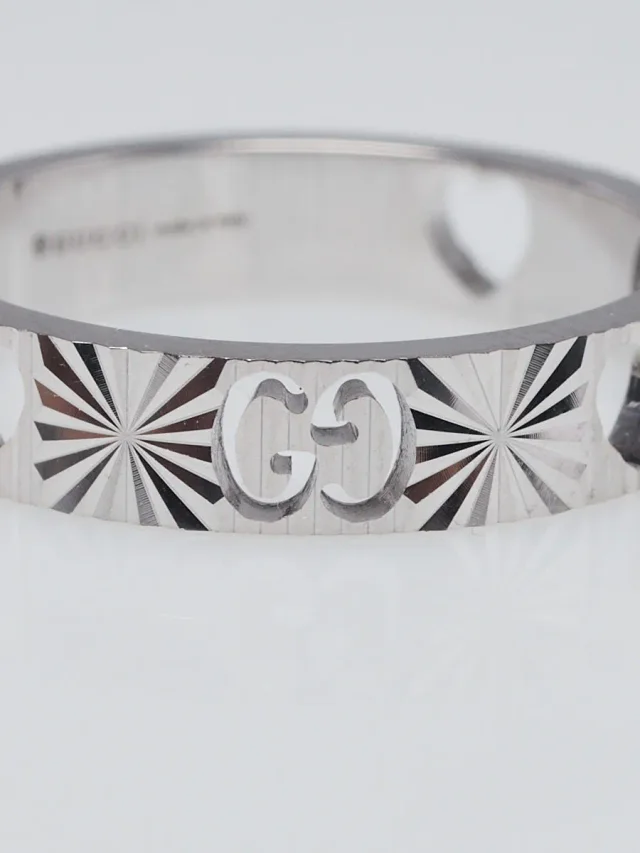 Gucci 18k White Gold Icon Heart Cut Out Ring Size 6.5 in White from Yoogis, photo 4 of 8