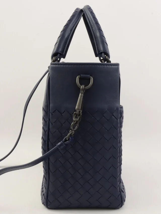 Bottega Veneta Trapeze 2-way handbag Navy from VINTAGE QOO TOKYO, photo 3 of 11