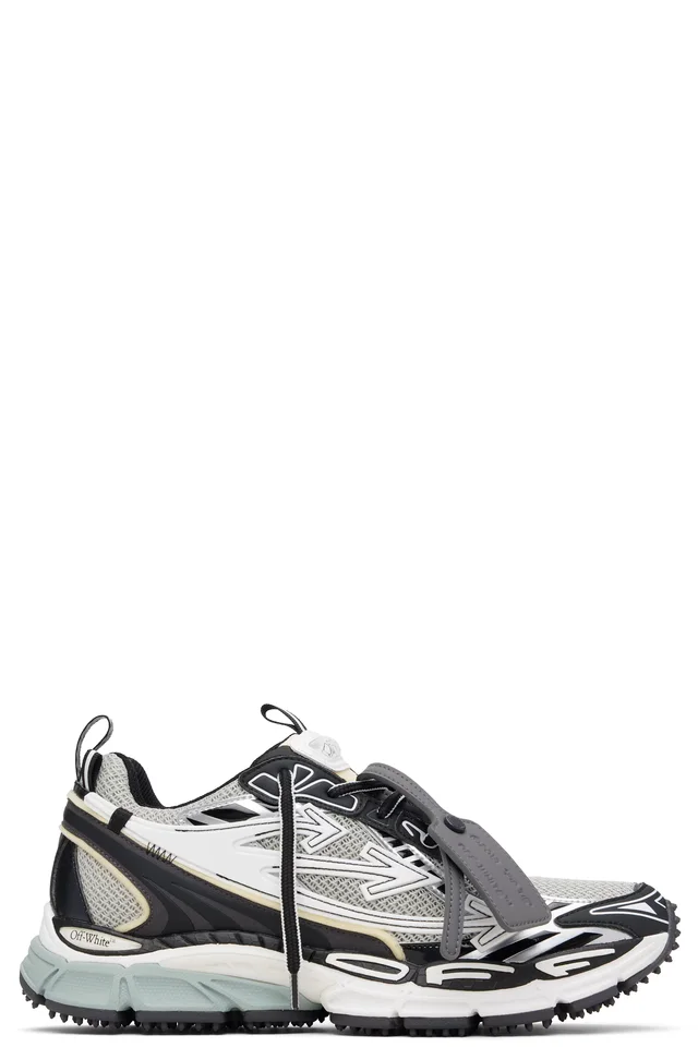 Gray & Black 'Be Right Back' Sneakers