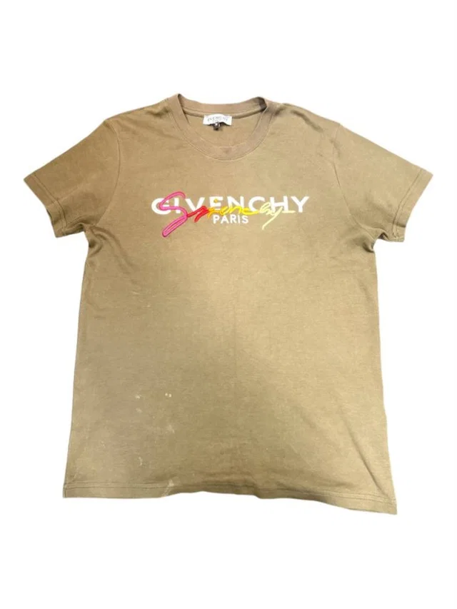 Givenchy T-Shirt Olive Green Size: M in Green from Oxfam Online Shop