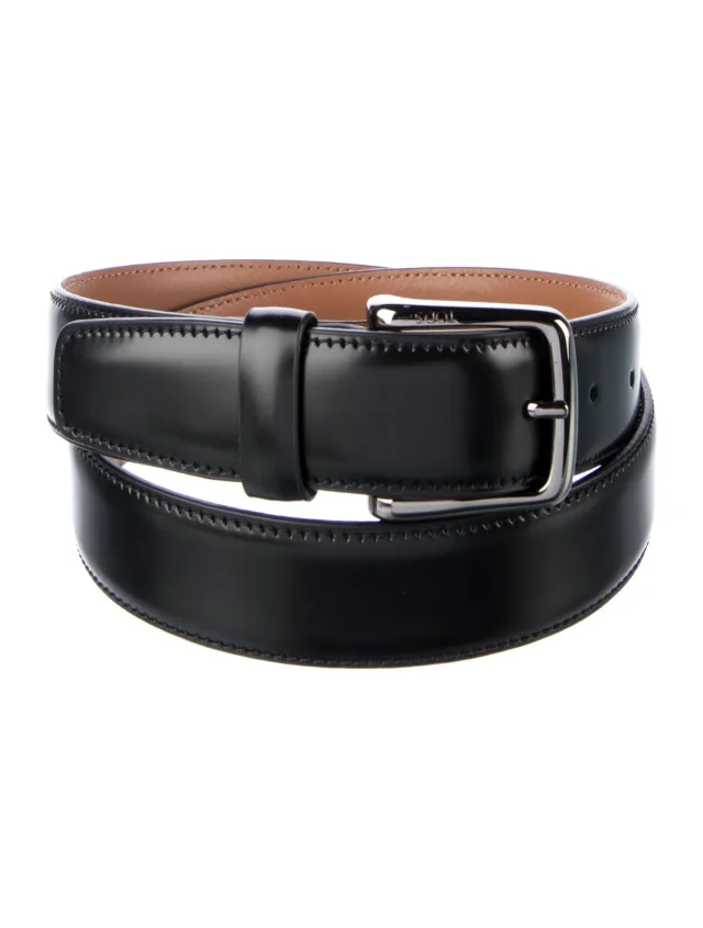 Tod's Leather Waist Belt in black Leather from The RealReal