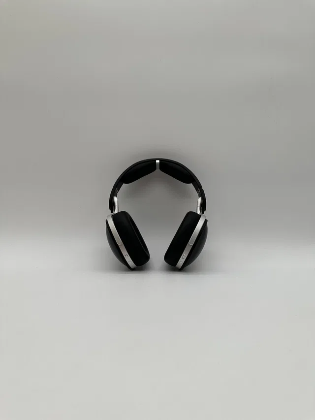 Hermès Headphones Black in Black from Luxury Promise